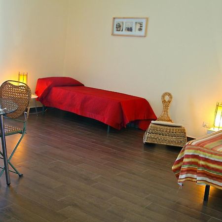 Porto Salvo Apartments - By Vacation Service チェファル 部屋 写真